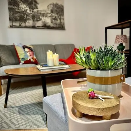 דירה Chez Frida, Escapade Nimoise *